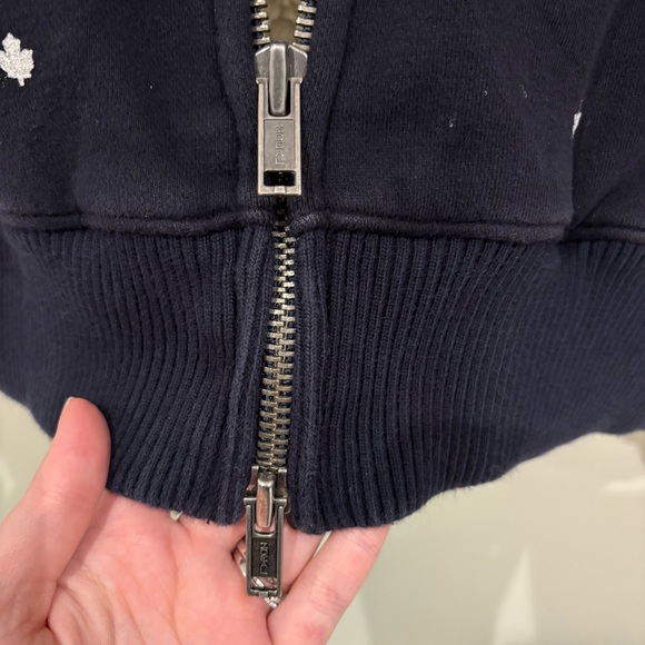 Roots Toronto Maple Leafs crossover zipper hoodie L/G - Picture 6 of 11